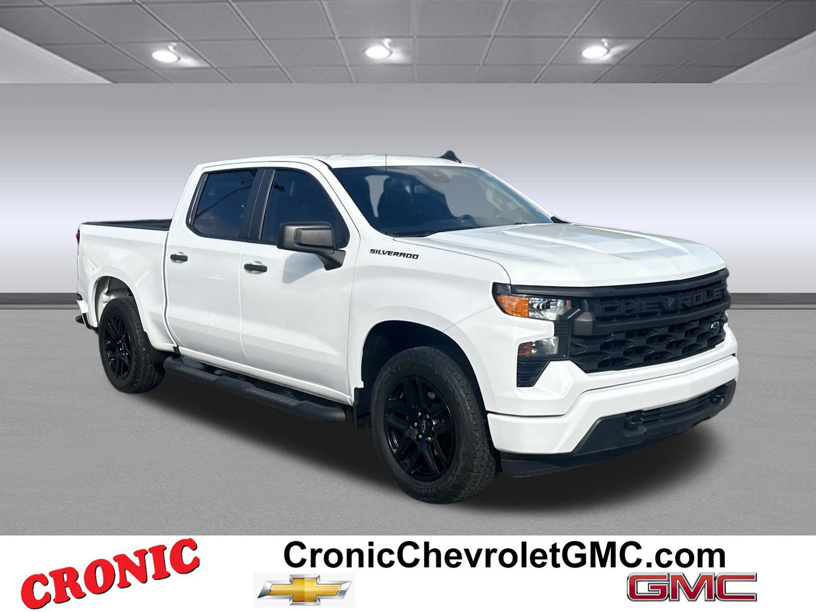 Used 2024 Chevrolet Silverado 1500 Custom w/ Turbomax Blackout Package RWD image 1