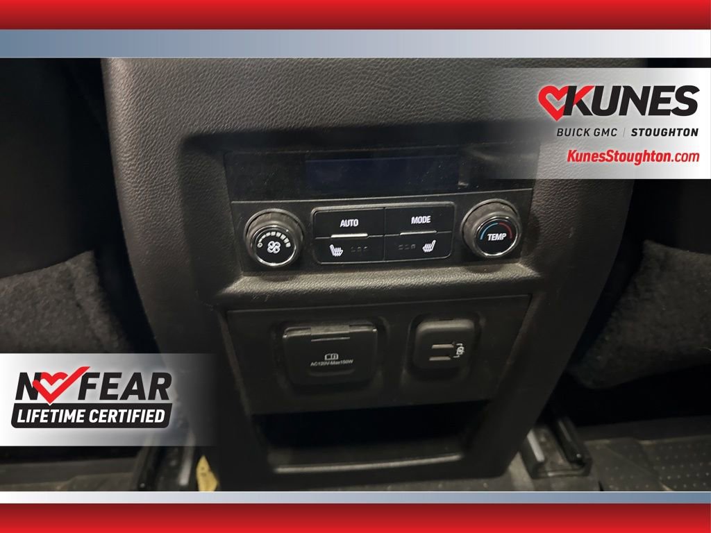 Used 2021 Chevrolet Traverse Premier w/ Redline Edition image 36