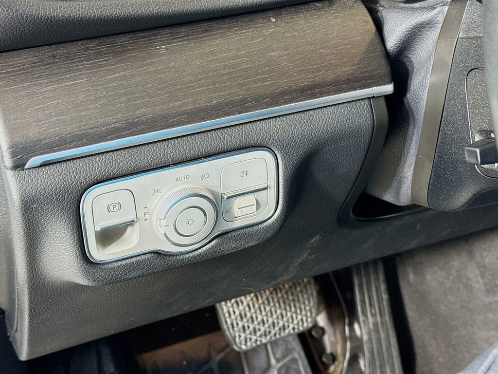 Used 2021 Mercedes-Benz GLE 350 image 10