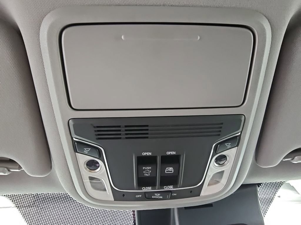 Used 2023 Honda Ridgeline RTL-E image 22