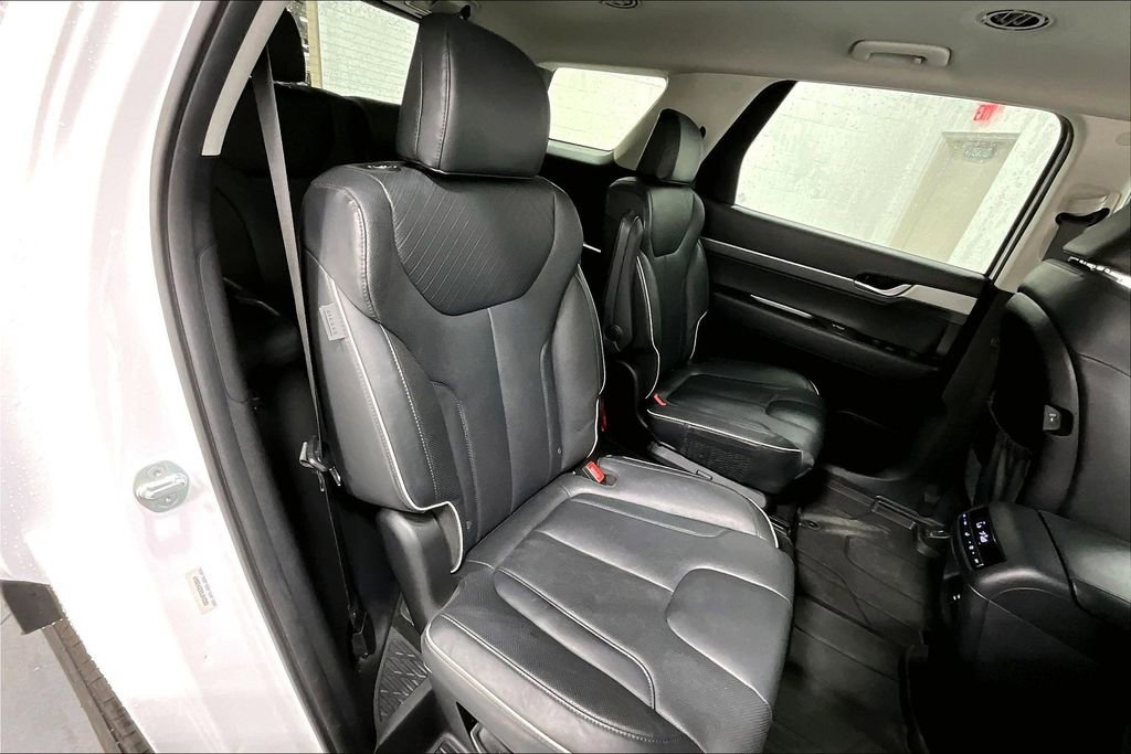 Used 2025 Hyundai Palisade SEL FWD image 32