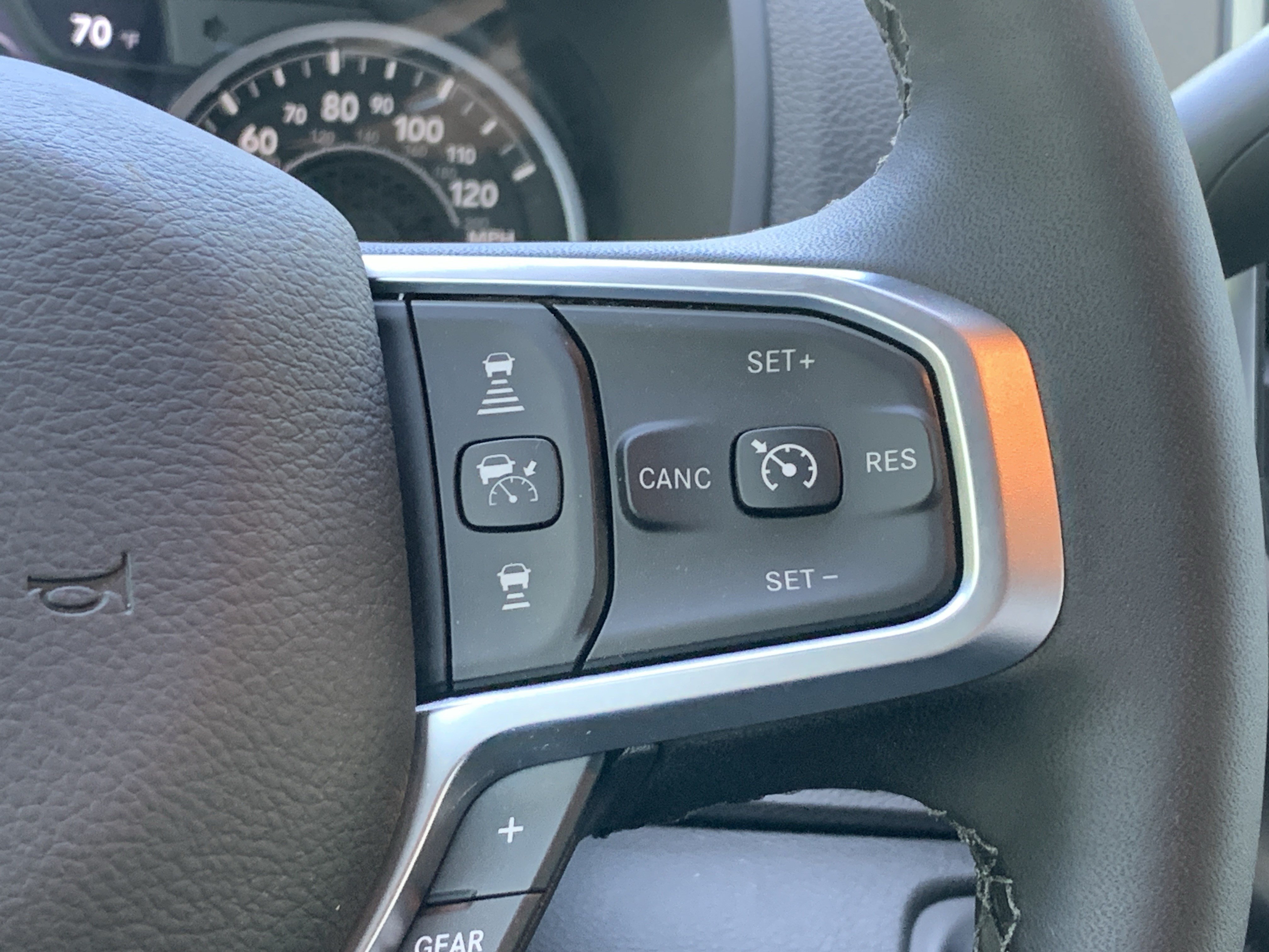 New 2026 RAM 3500 Big Horn AWD/4WD image 21