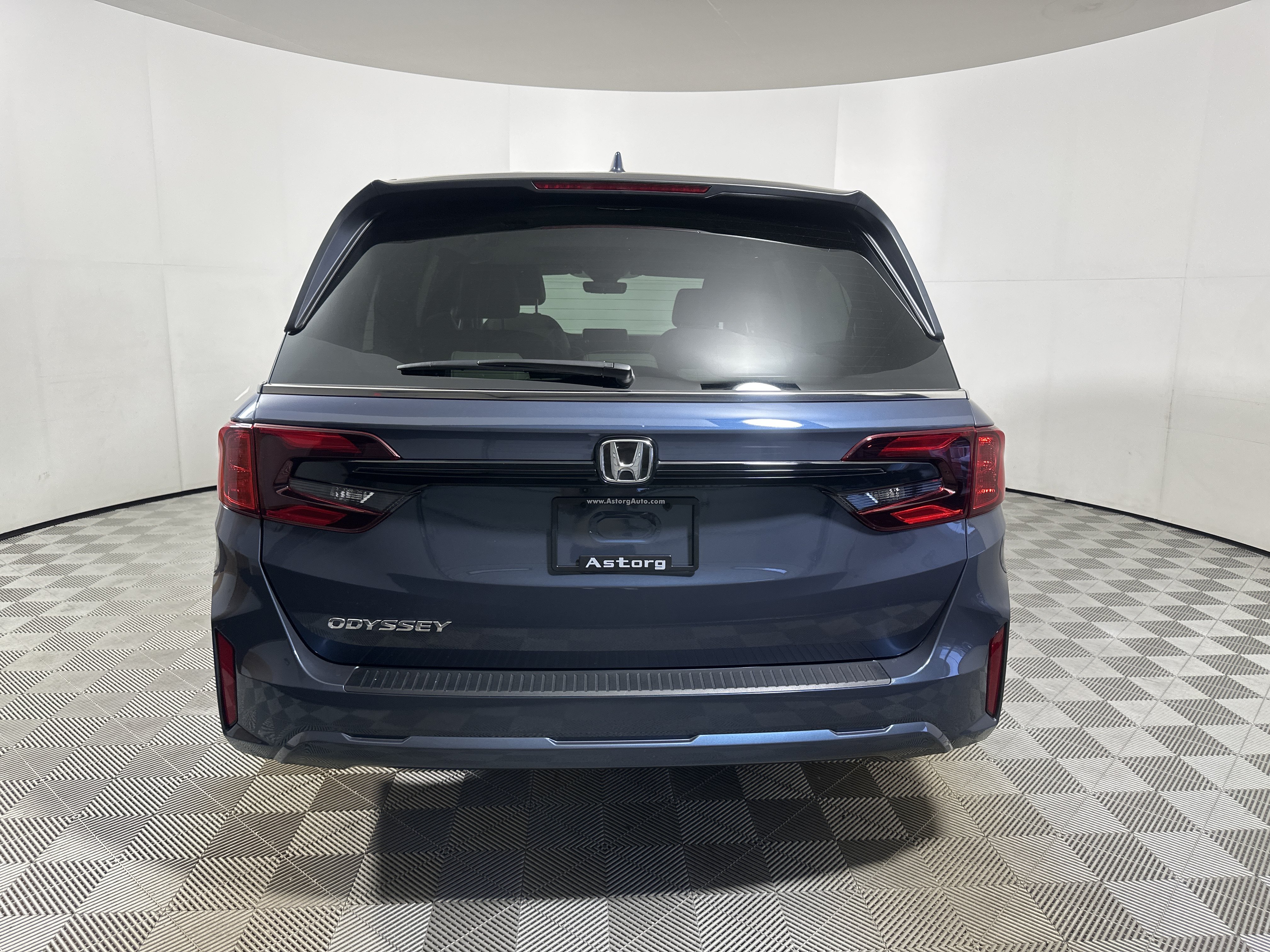 Used 2025 Honda Odyssey EX-L image 6