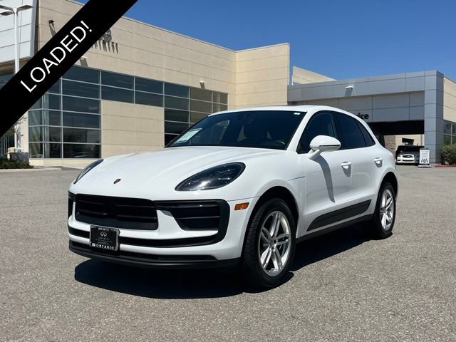 Used 2024 Porsche Macan AWD/4WD image 1
