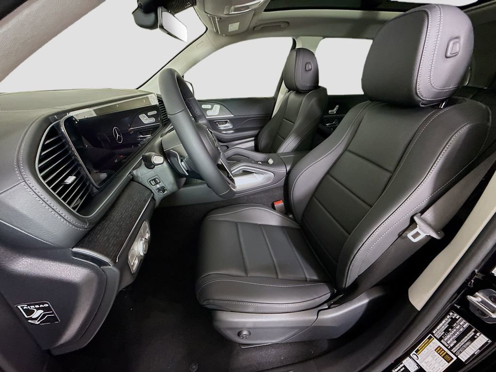 Used 2026 Mercedes-Benz GLS 450 4MATIC image 22