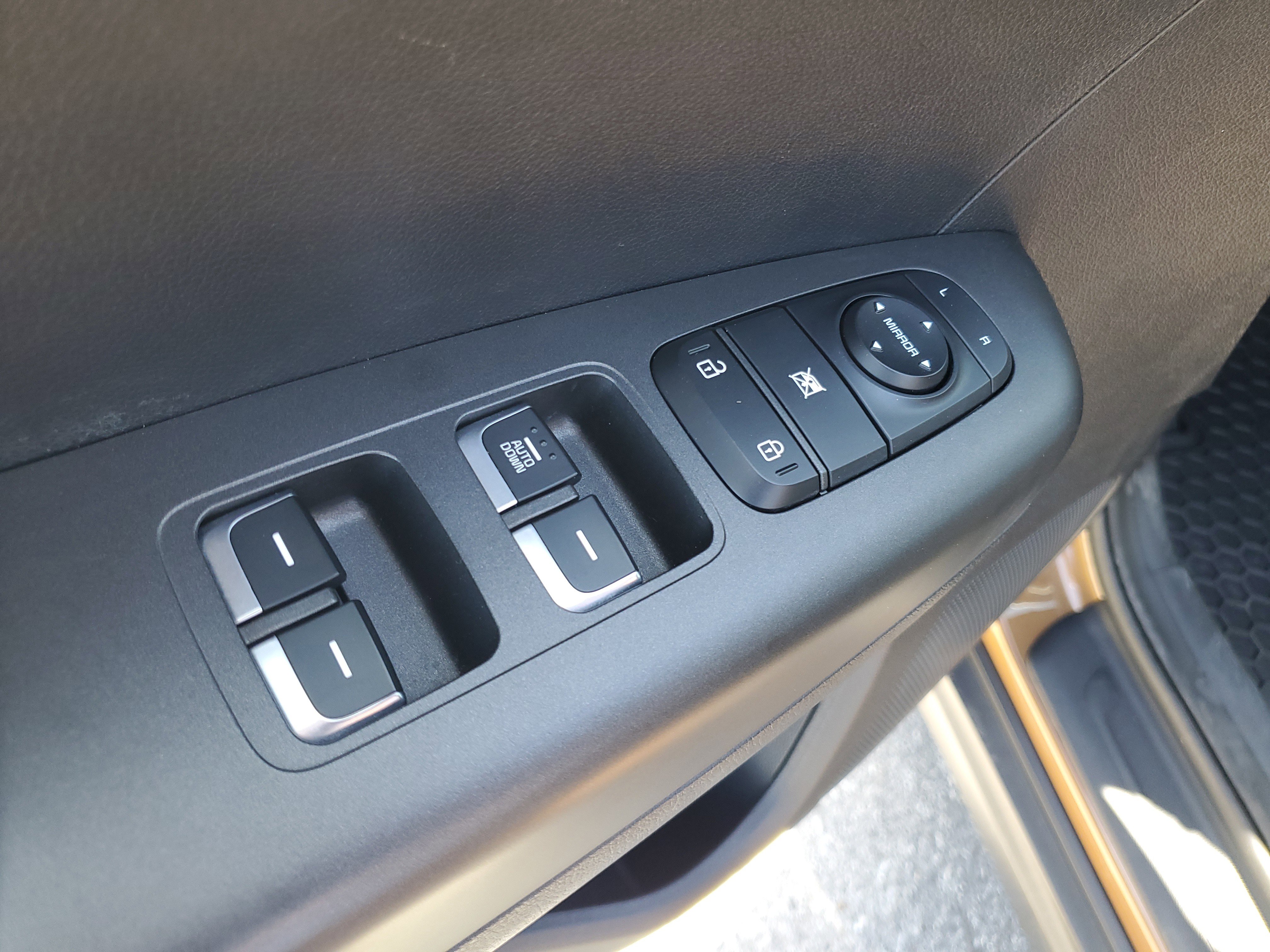 Used 2019 Kia Sportage LX image 14