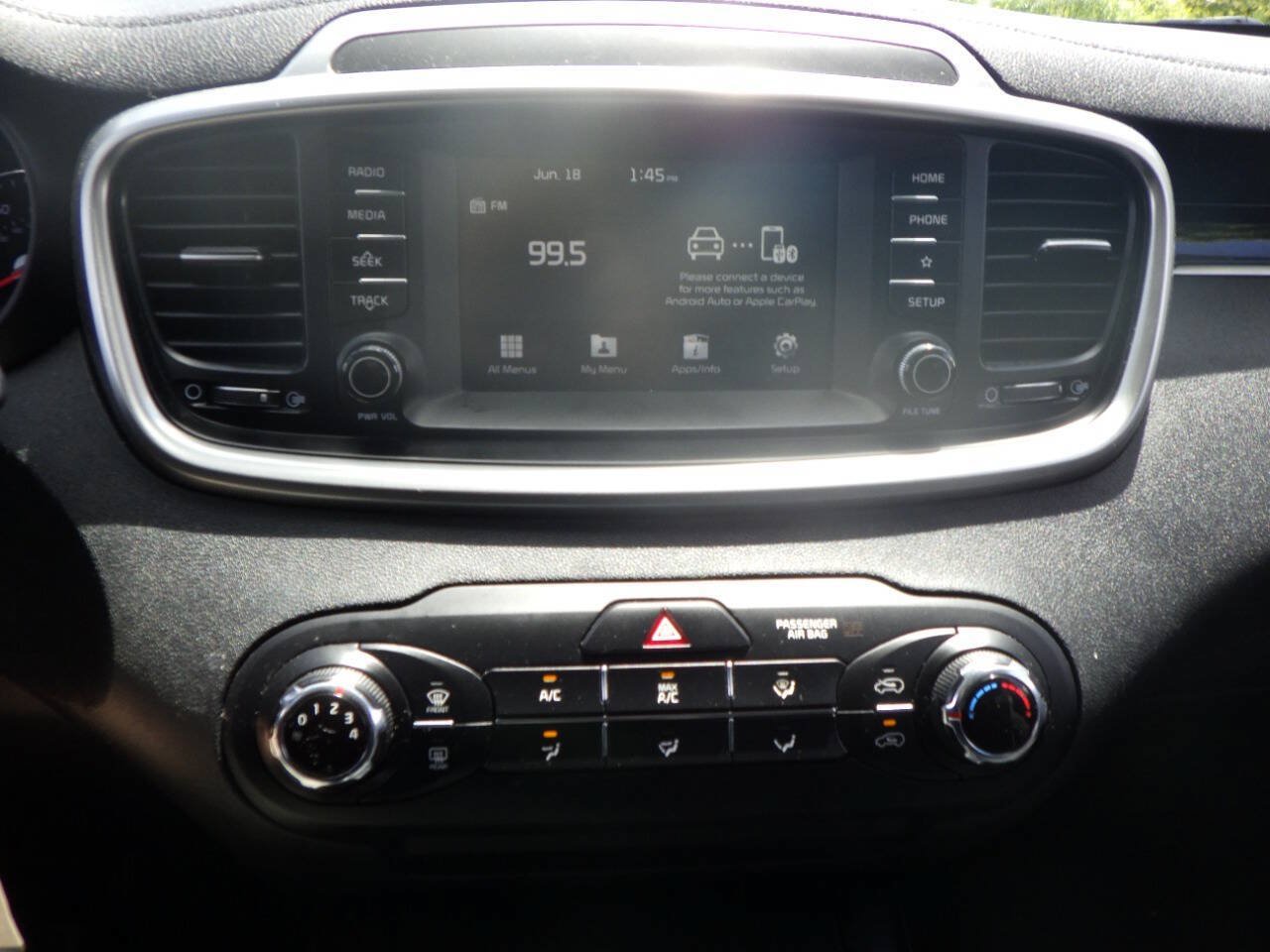Used 2020 Kia Sorento AWD V6 image 27