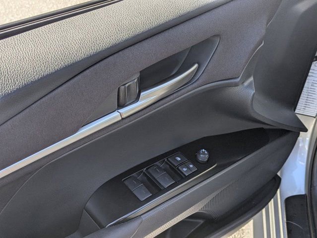 Used 2025 Toyota Camry LE image 23