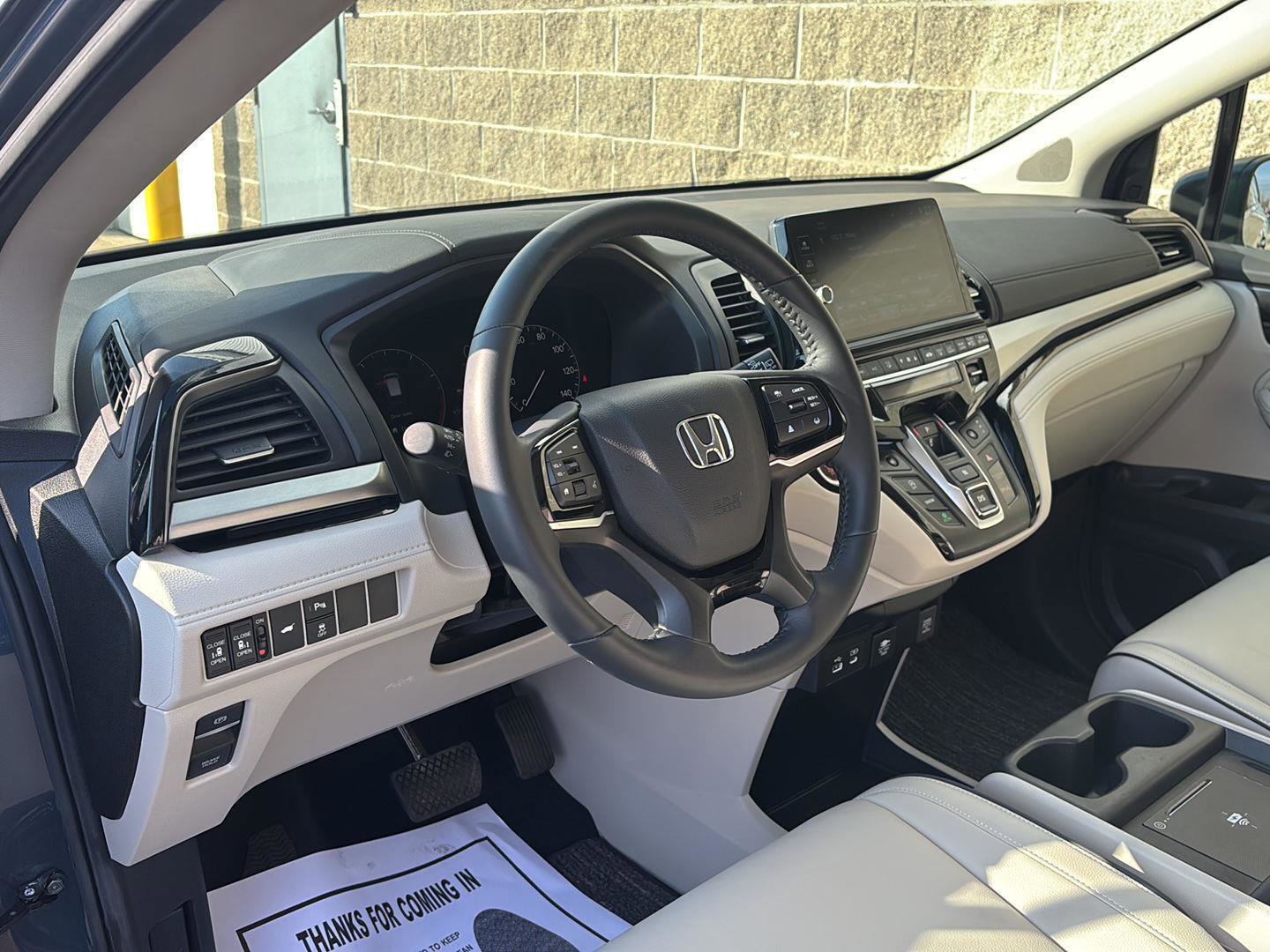 Used 2025 Honda Odyssey Touring image 6