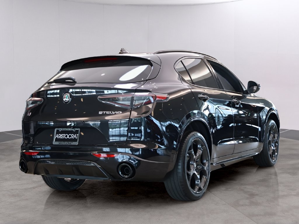 New 2026 Alfa Romeo Stelvio Sprint AWD/4WD image 5