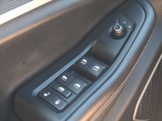 Used 2024 Jeep Grand Cherokee Limited 4xe AWD/4WD image 25