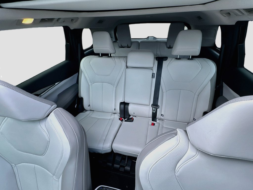 New 2027 INFINITI QX60 Luxe w/ Cargo Package FWD image 23