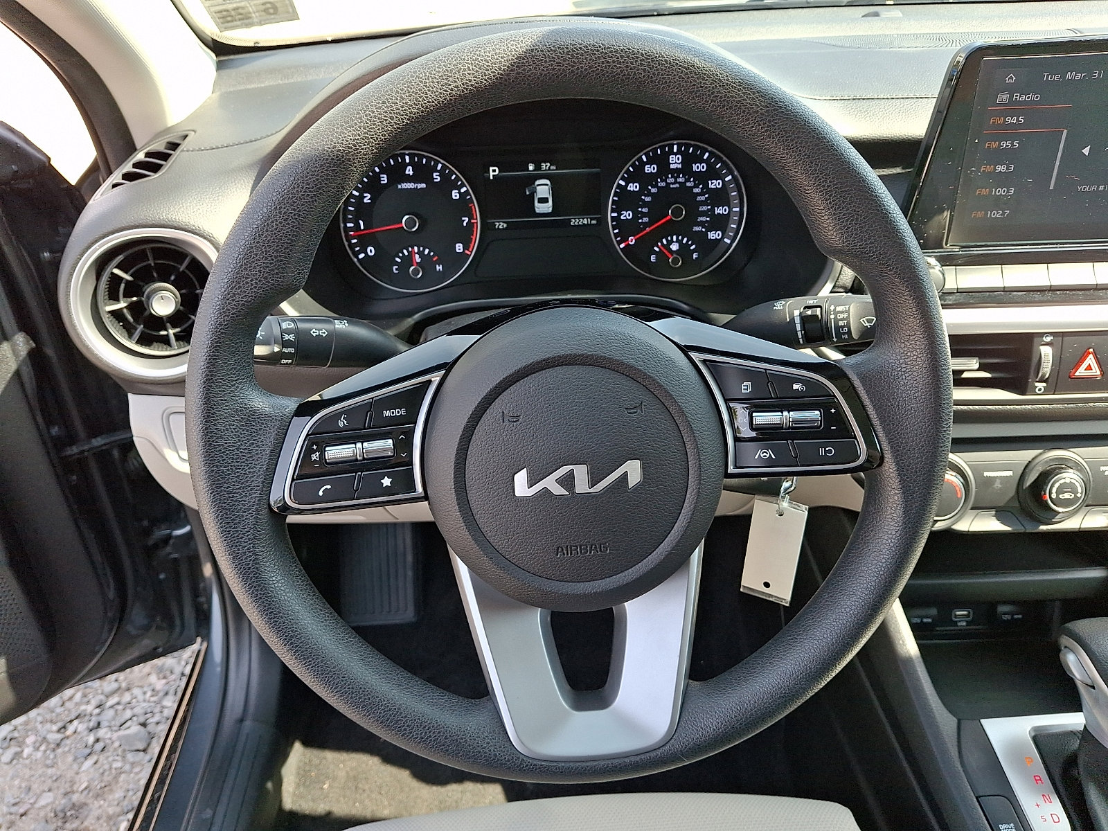 Used 2023 Kia Forte LXS w/ LXS Technology Package image 19