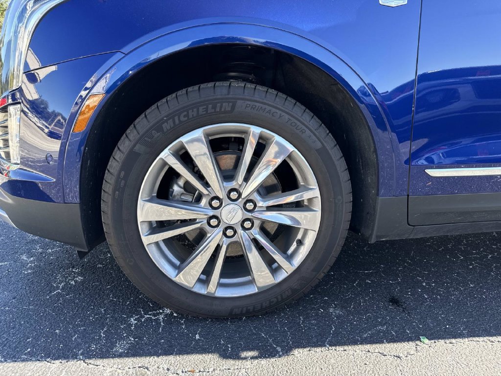 New 2026 Cadillac XT5 Premium Luxury FWD image 10