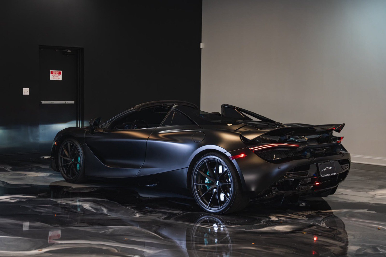 Used 2020 McLaren 720S Performance RWD image 10