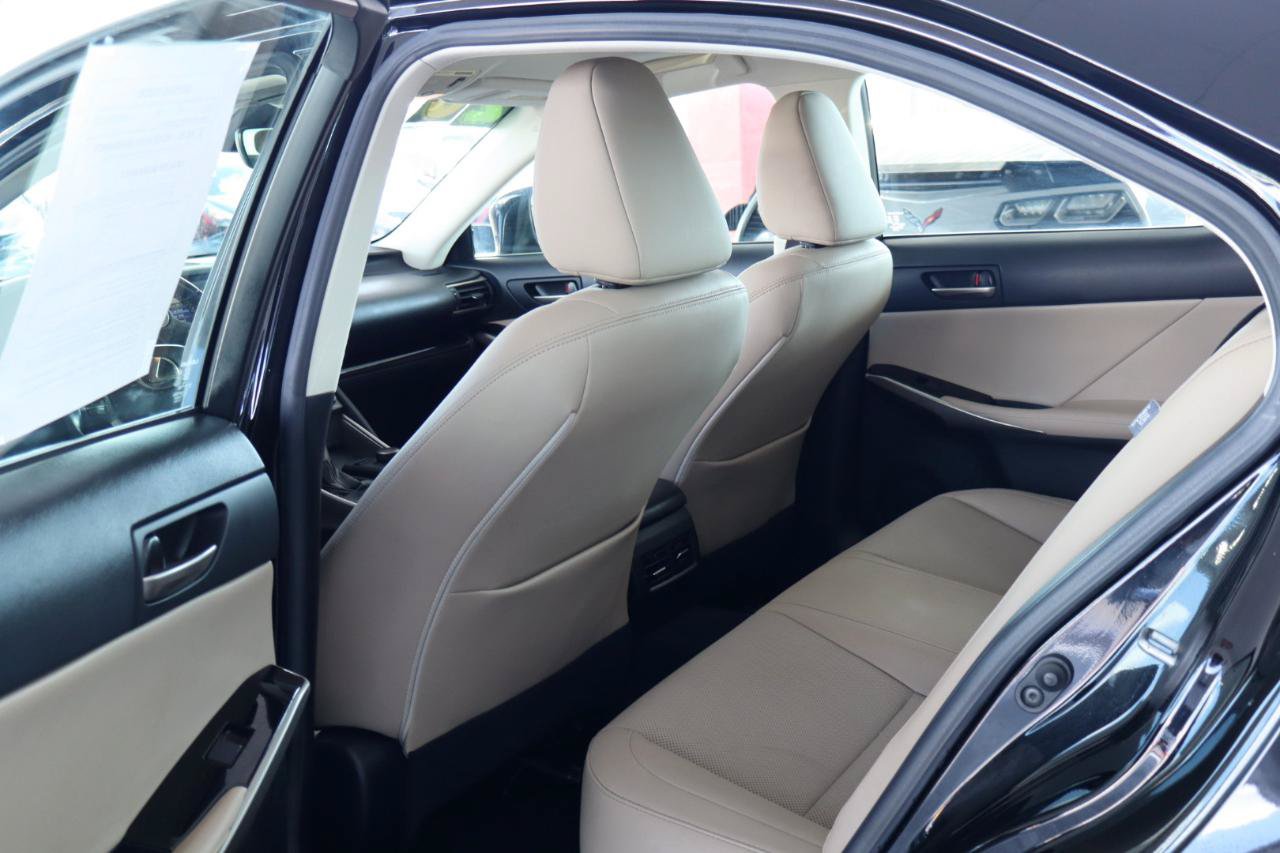 Used 2020 Lexus IS 300 w/ Accessory Package 2 RWD image 29