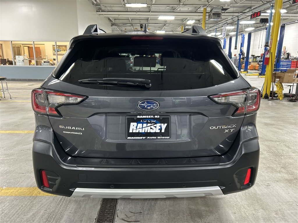 Certified 2022 Subaru Outback Limited XT image 26