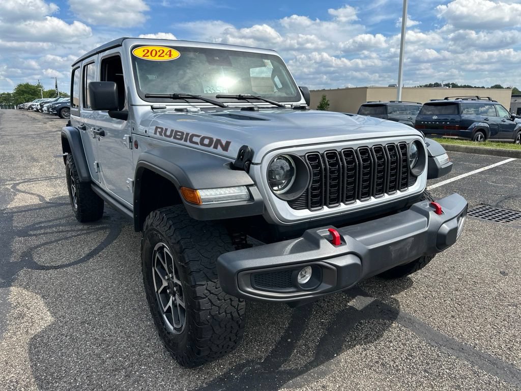 Used 2024 Jeep Wrangler Unlimited Rubicon AWD/4WD image 14