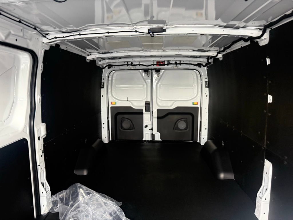 New 2026 Ford Transit 250 Low Roof w/ Load Area Protection Package RWD image 28