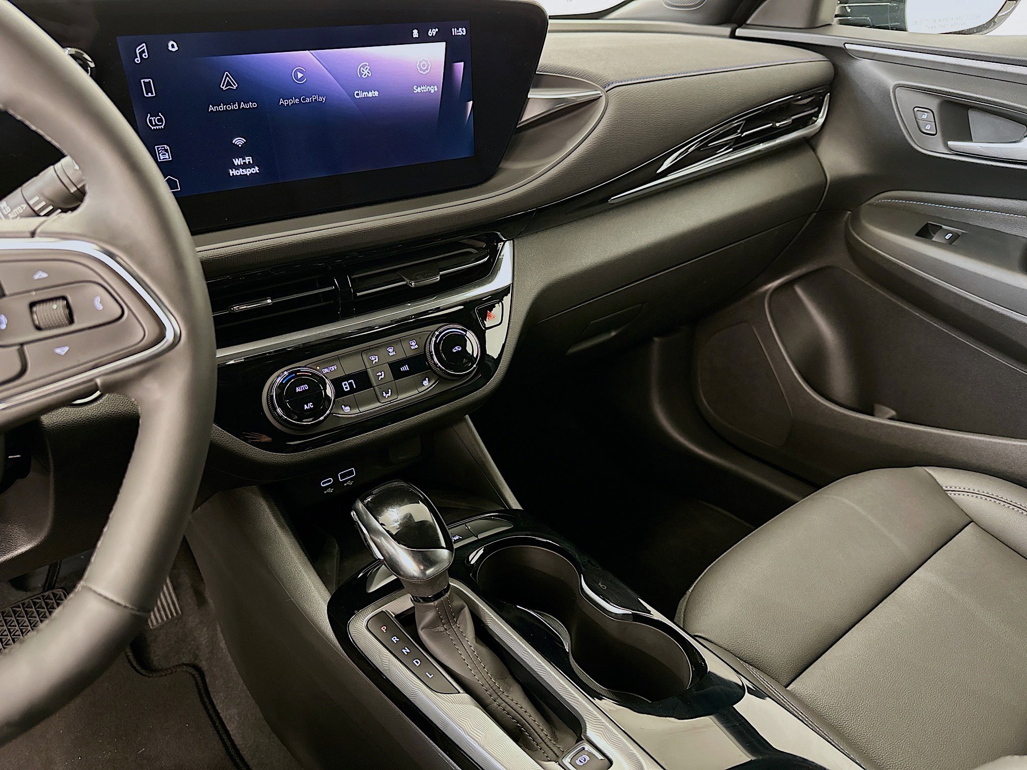 Used 2025 Buick Envista Sport Touring w/ Convenience I Package image 26