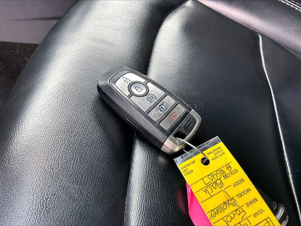 Used 2019 Ford Explorer XLT w/ Equipment Group 202A FWD image 10