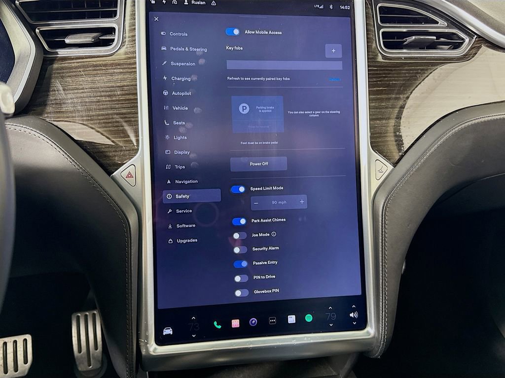 Used 2016 Tesla Model X P90D image 18