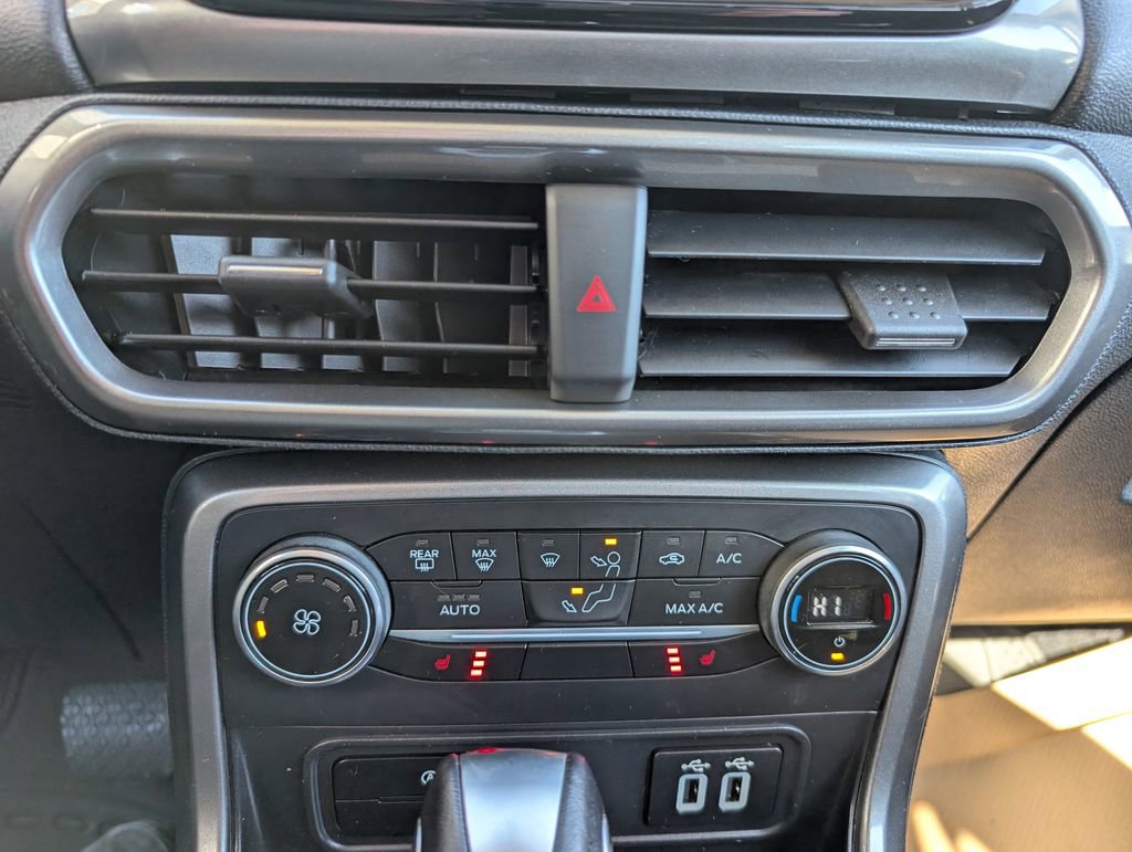 Used 2020 Ford EcoSport SE w/ SE Convenience Package image 28