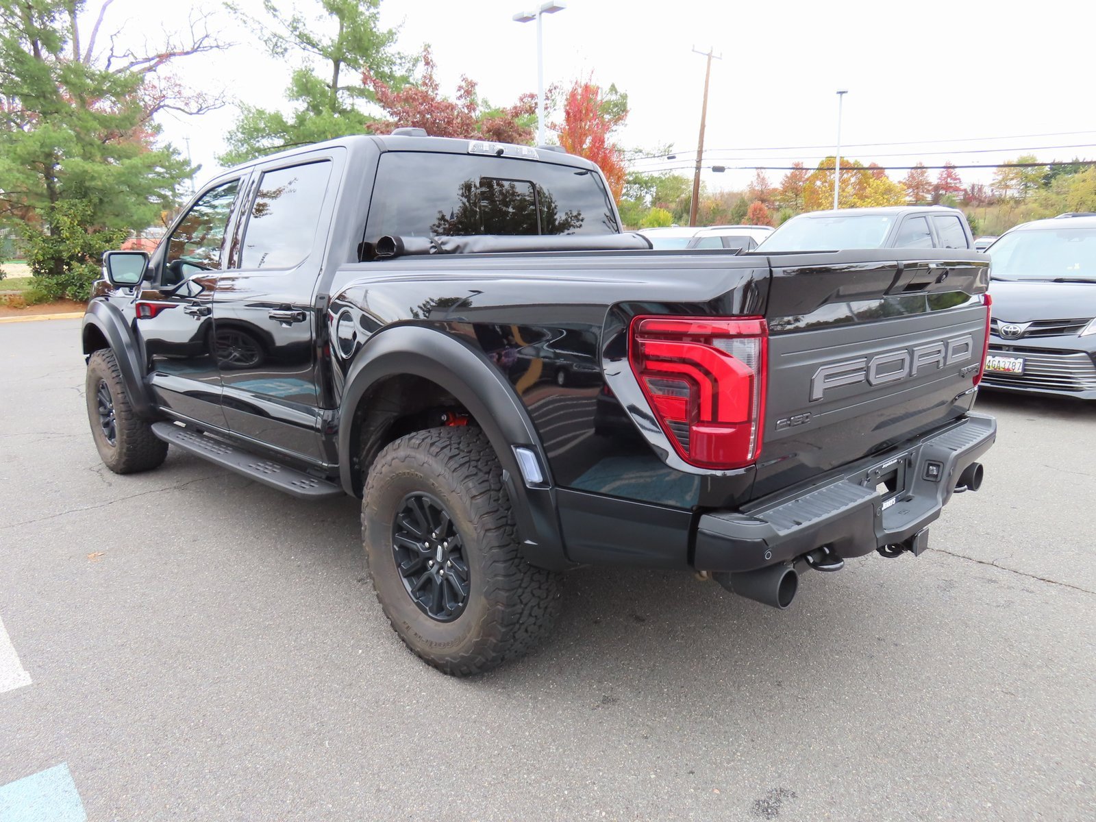 Used 2025 Ford F150 Raptor image 7