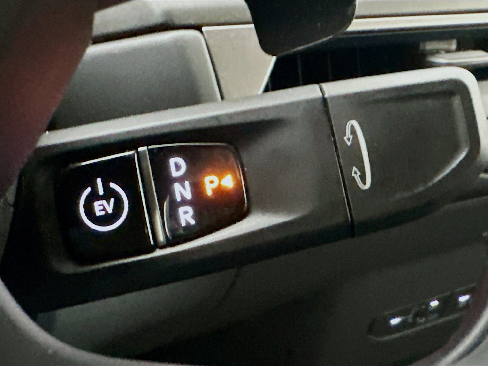 Used 2024 Kia EV9 Light Long Range RWD image 25