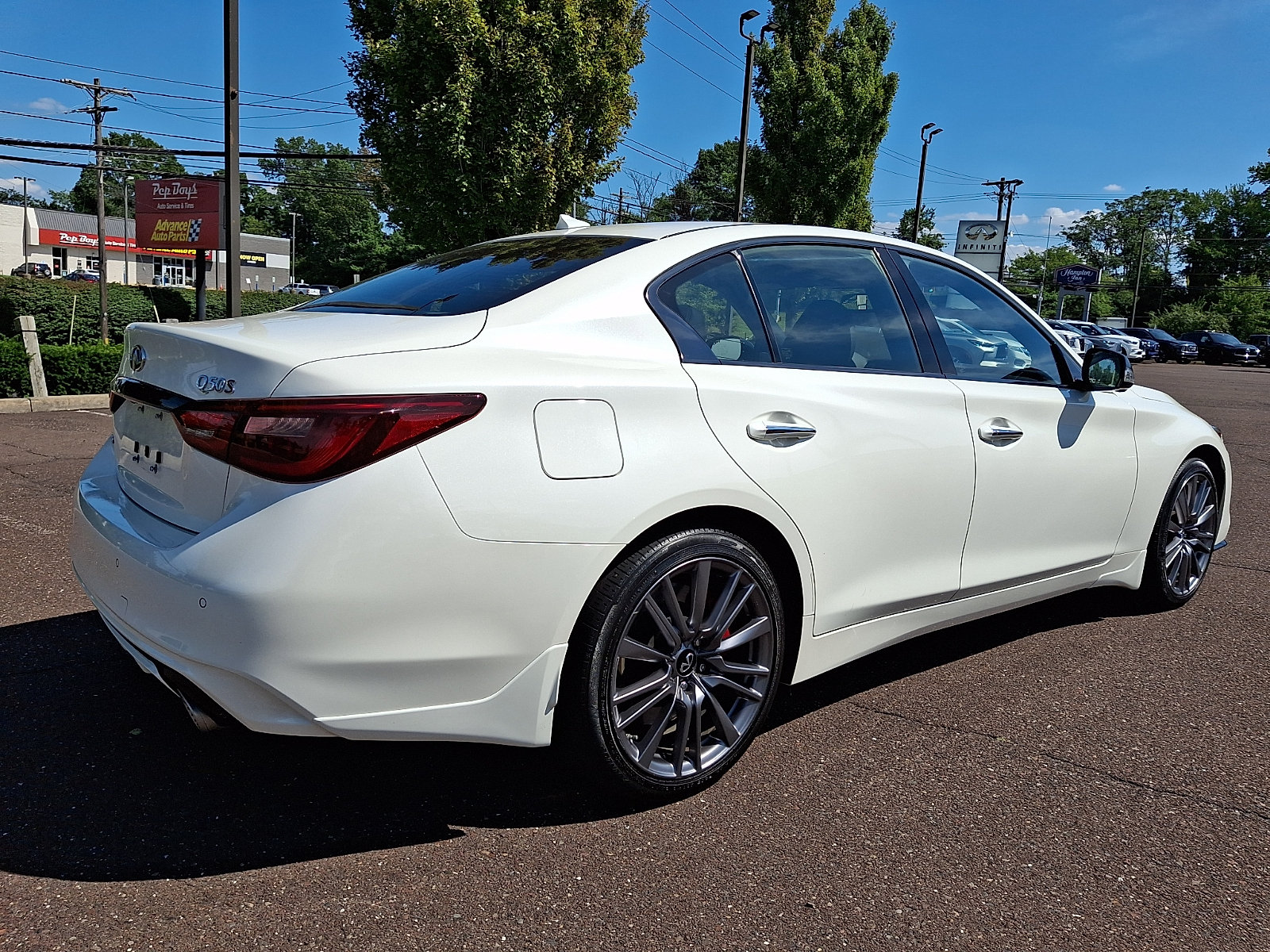 Certified 2023 INFINITI Q50 Red Sport 400 AWD/4WD image 6