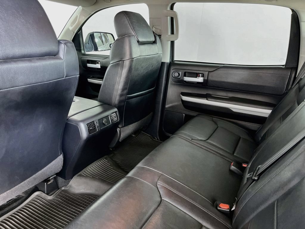 Used 2020 Toyota Tundra SR5 w/ SR5 Leather Package AWD/4WD image 28