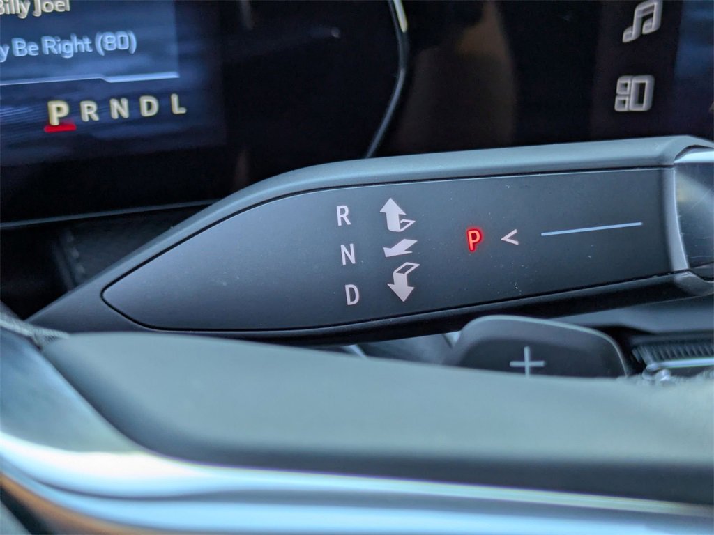 Used 2025 Chevrolet Equinox LT image 23