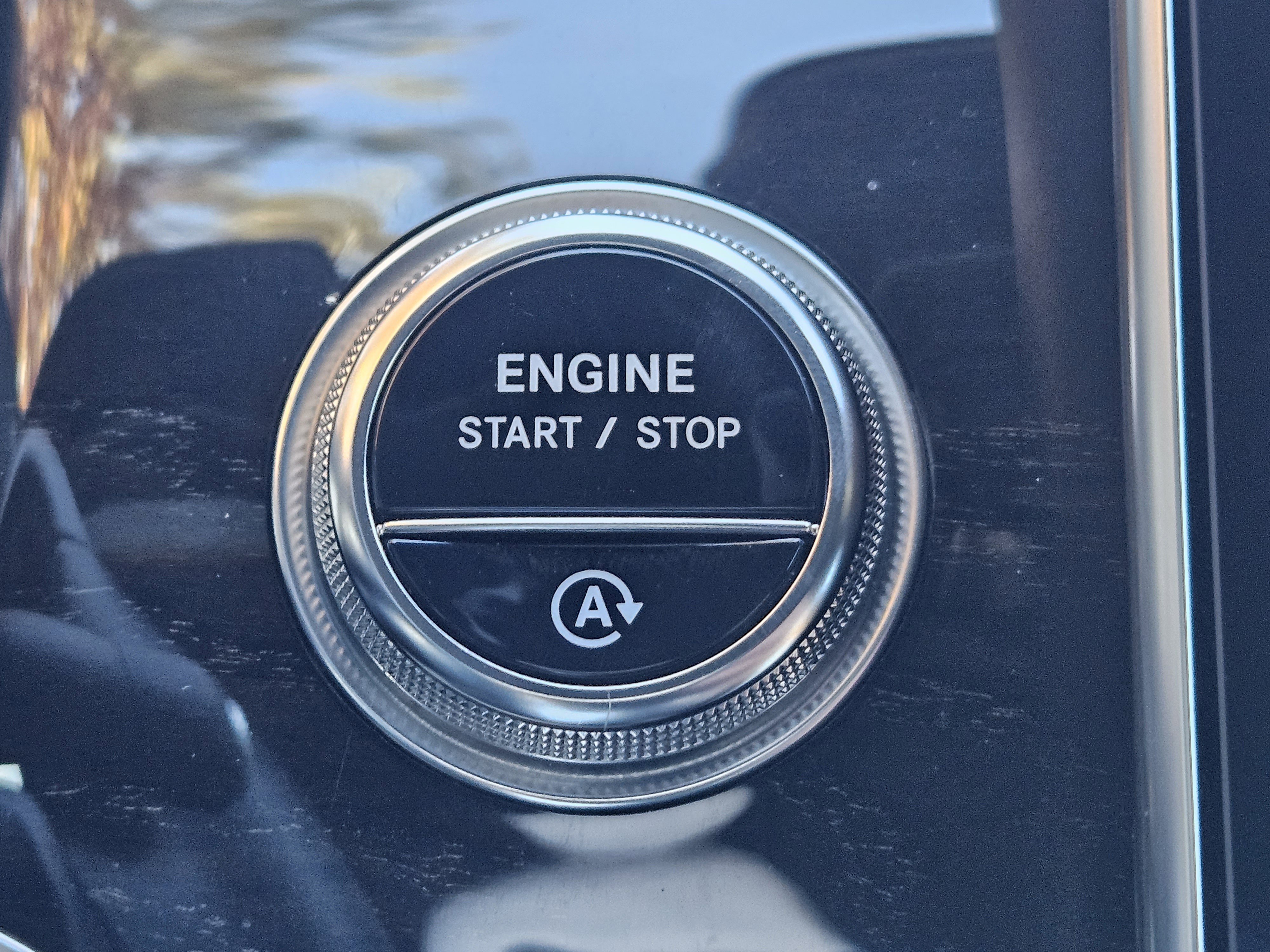 Certified 2025 Mercedes-Benz GLC 300 image 20