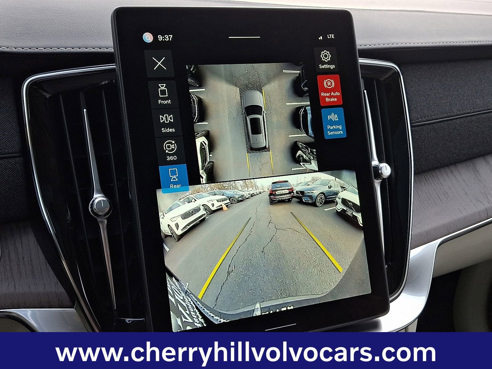 New 2026 Volvo XC90 T8 Ultra w/ Protection Package Premier image 13