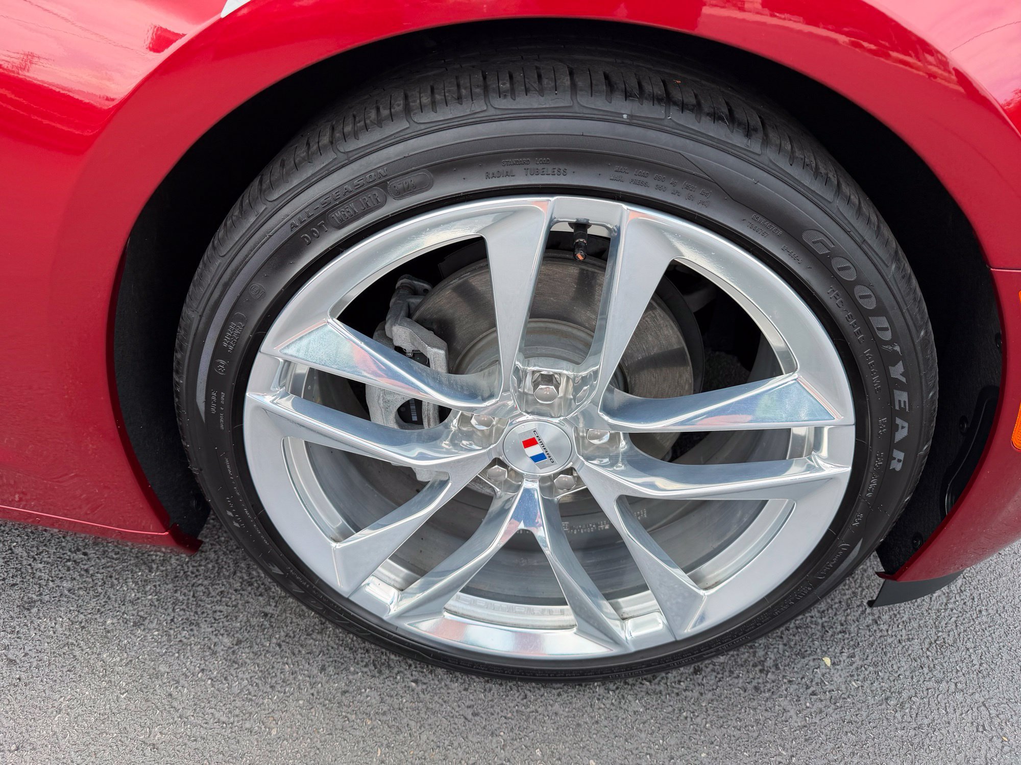 Used 2024 Chevrolet Camaro LT w/ Design Package 2 RWD image 8