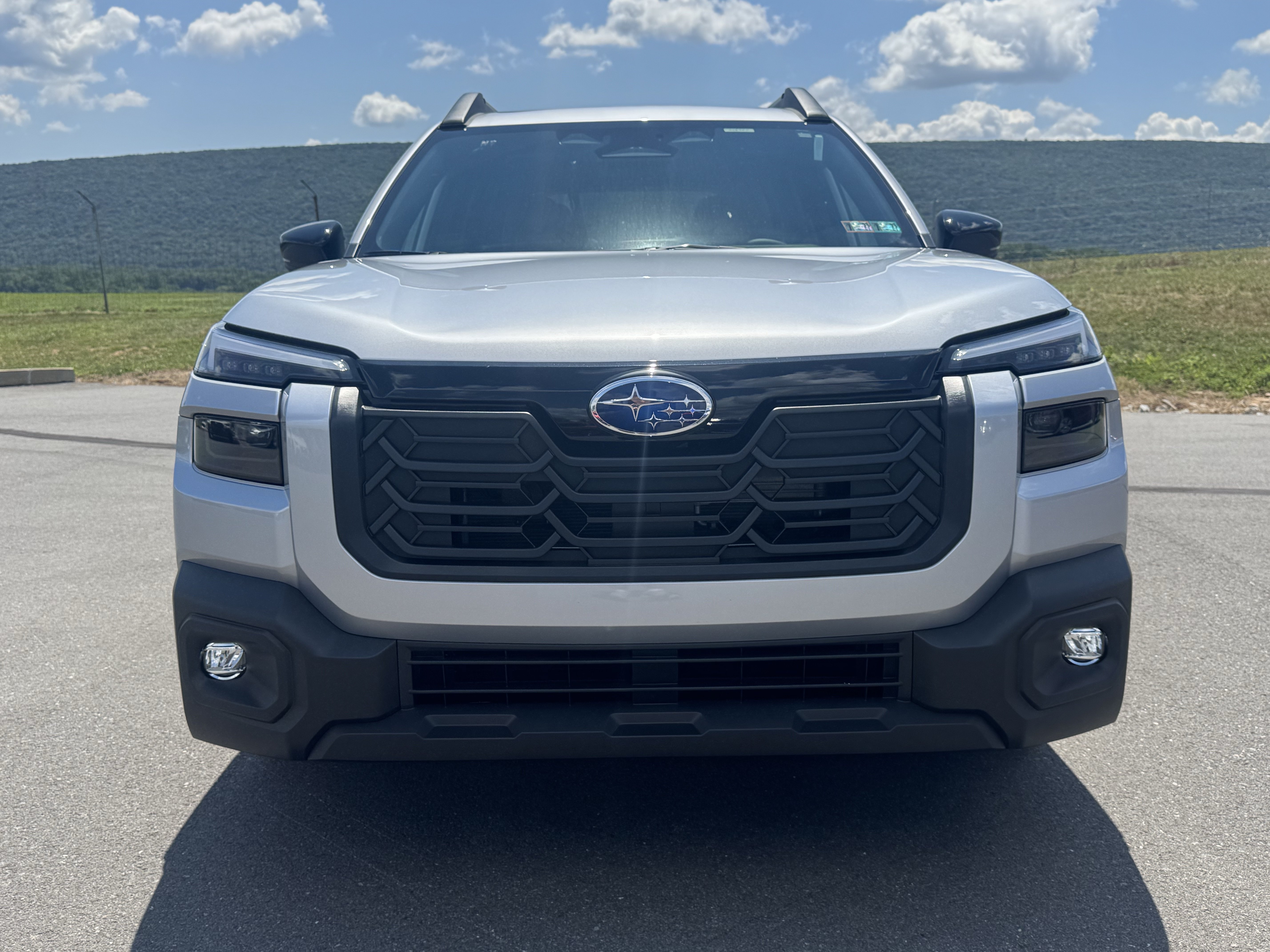 New 2026 Subaru Outback Limited AWD/4WD image 9