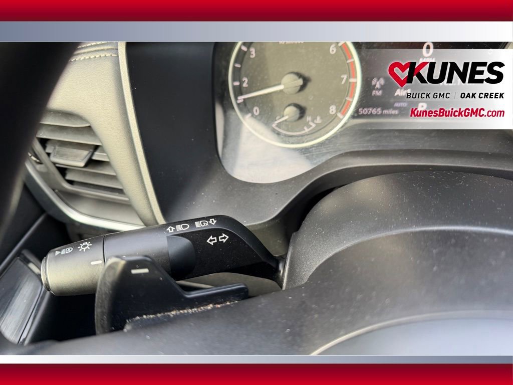 Used 2024 Nissan Rogue S image 6