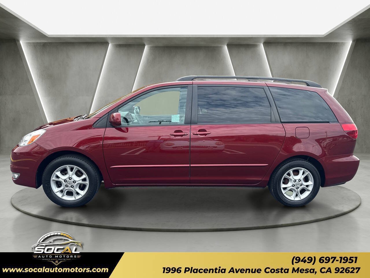 Used 2004 Toyota Sienna XLE w/ XLE Pkg 19 FWD image 2