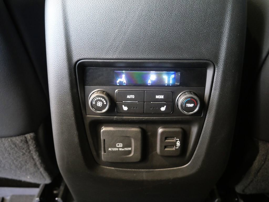 Used 2024 Buick Enclave Avenir w/ Avenir Technology Package AWD/4WD image 36