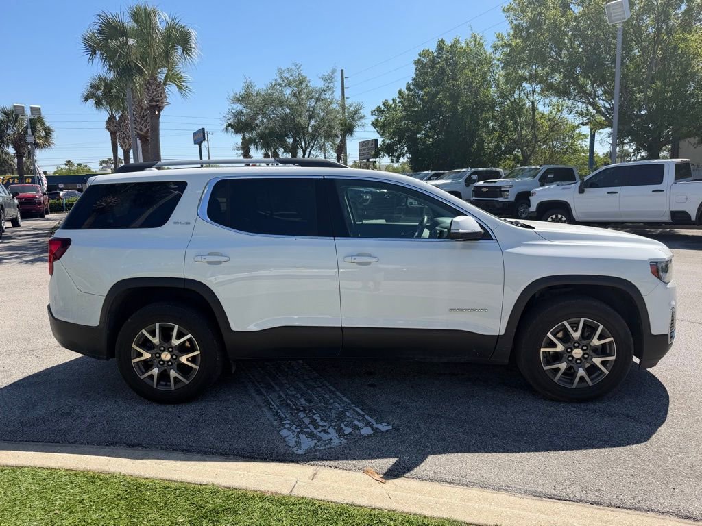 Used 2022 GMC Acadia SLE w/ Driver Convenience Package image 3