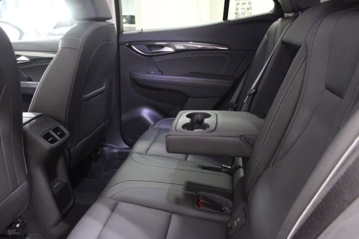 Used 2023 Buick Envision Essence image 49