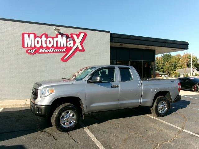 Used 2015 Toyota Tundra SR AWD/4WD image 2