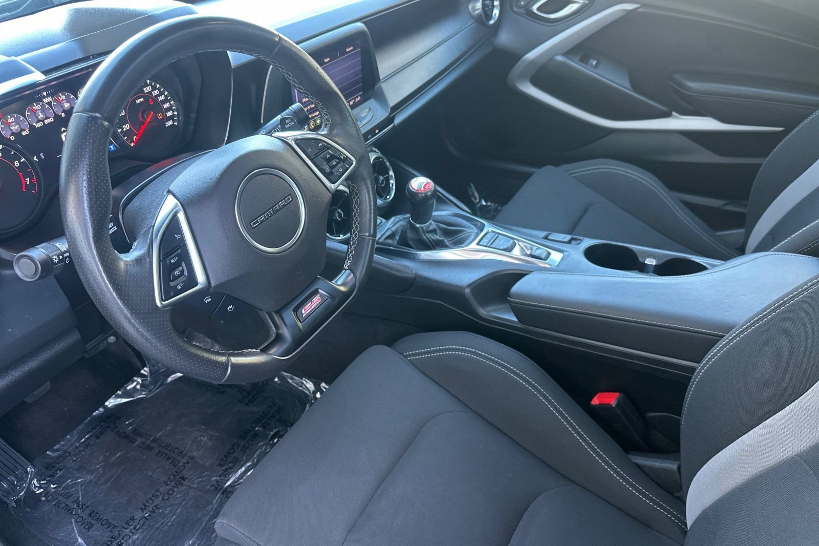 Used 2021 Chevrolet Camaro SS RWD image 11
