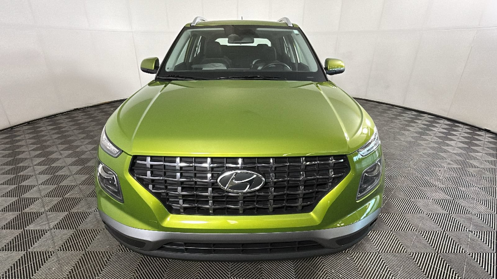 Certified 2023 Hyundai Venue SEL FWD image 9