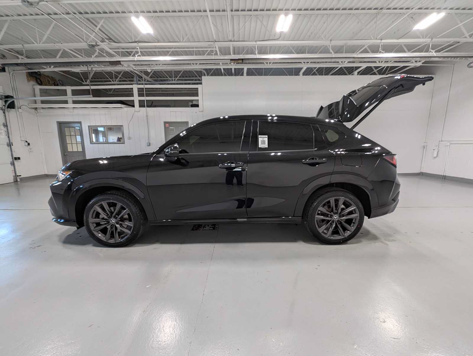 Used 2025 Acura ADX A-Spec AWD/4WD image 12