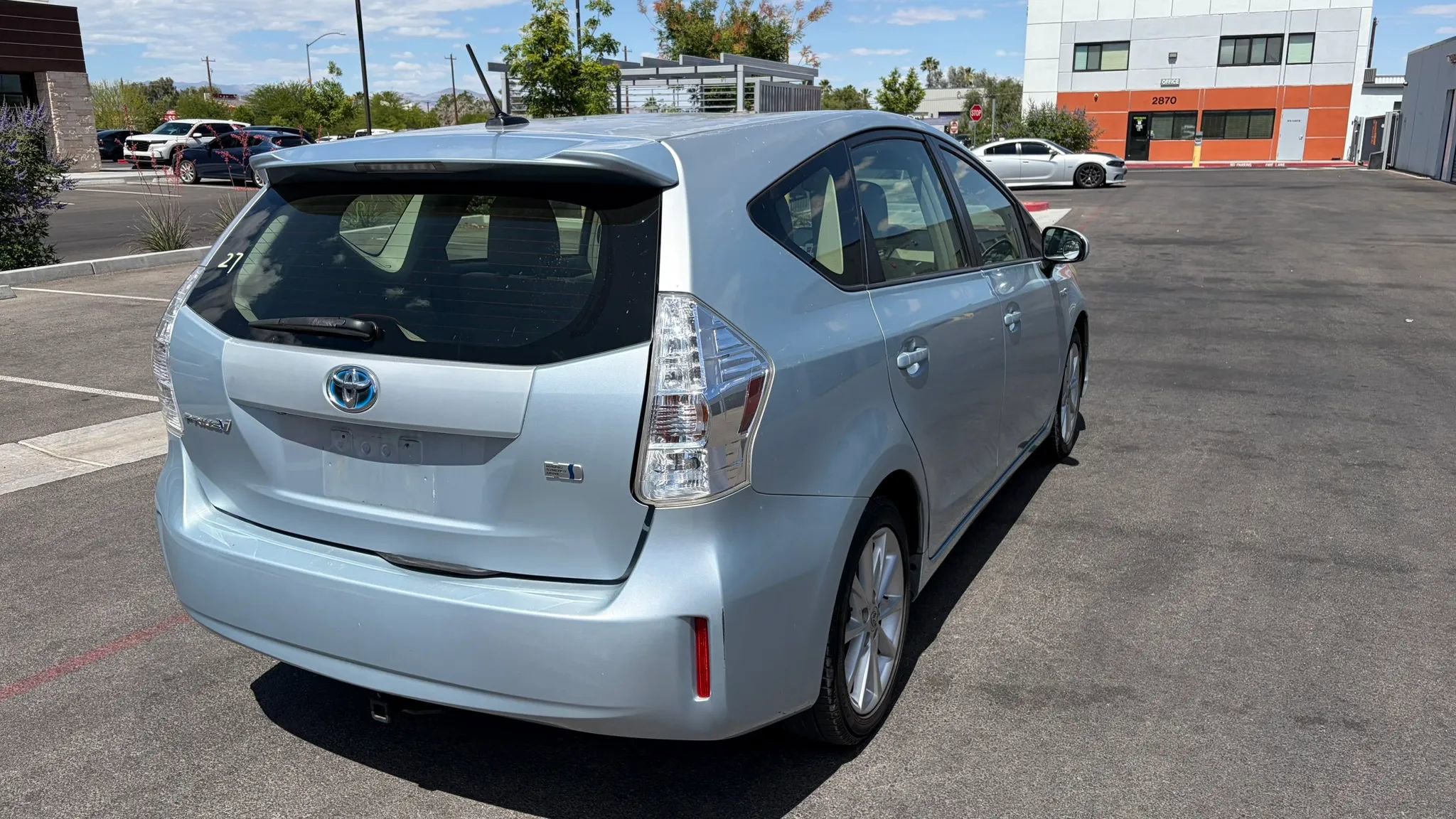 Used 2014 Toyota Prius V Five FWD image 5