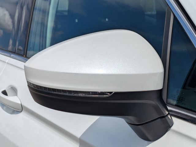 Certified 2023 Volkswagen Tiguan SE w/ Panoramic Sunroof Package FWD image 12