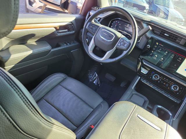 Used 2025 GMC Sierra 2500 Denali w/ Technology Package image 18