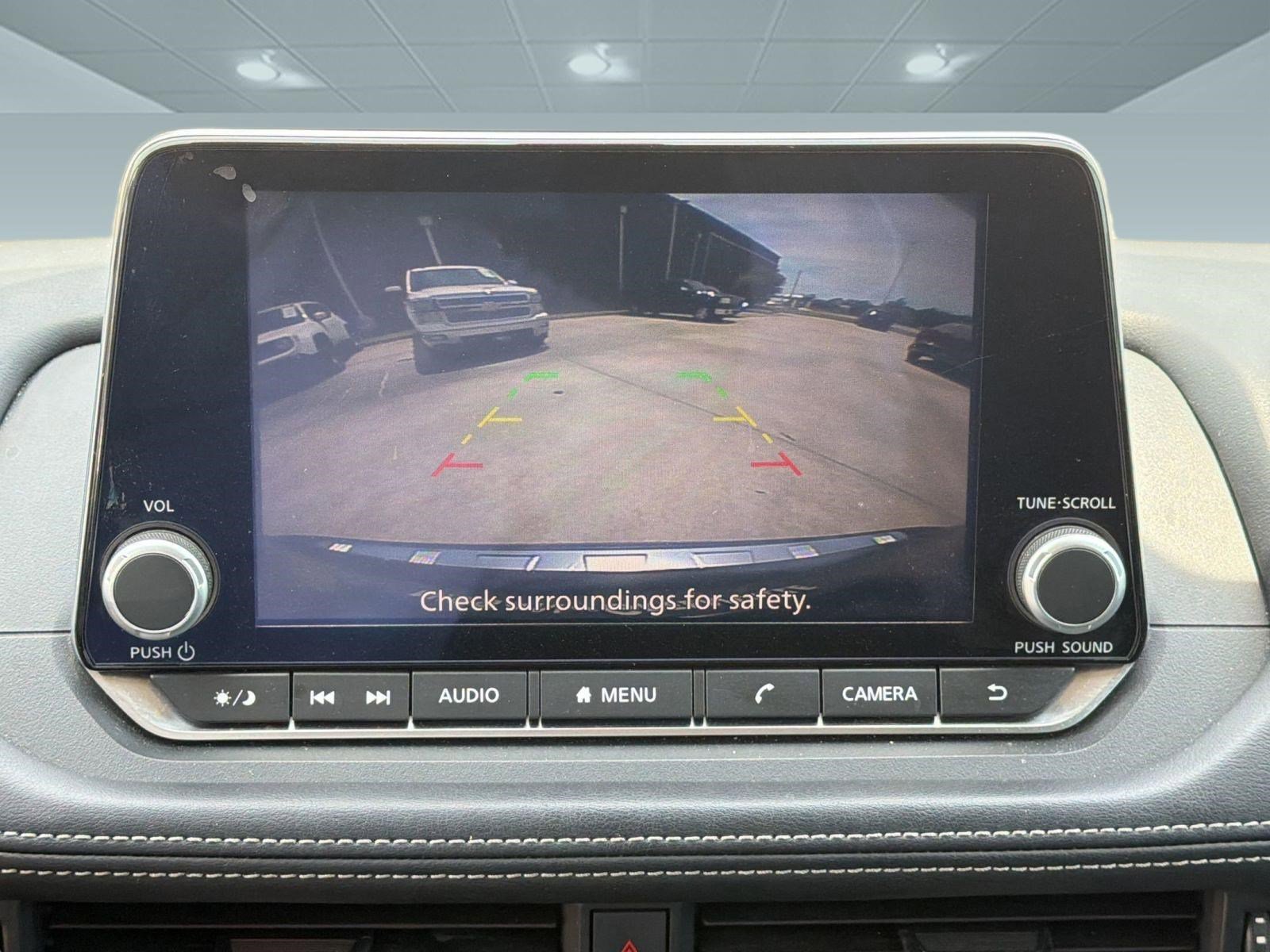 Used 2023 Nissan Rogue SV FWD image 23