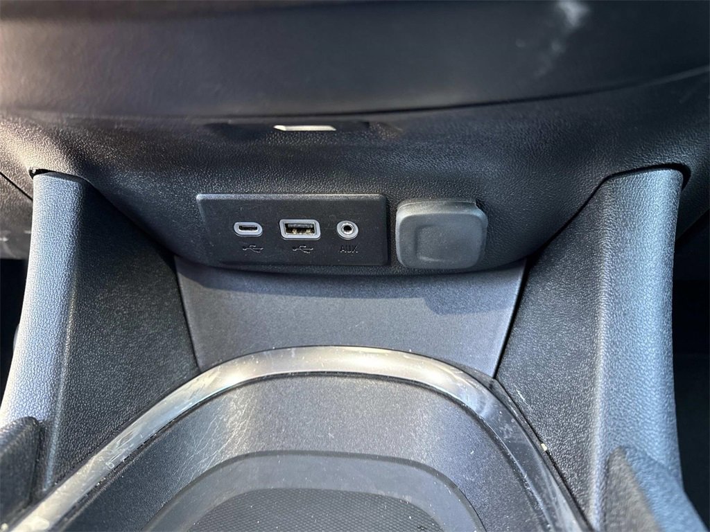 Used 2023 Chevrolet Malibu LT image 21